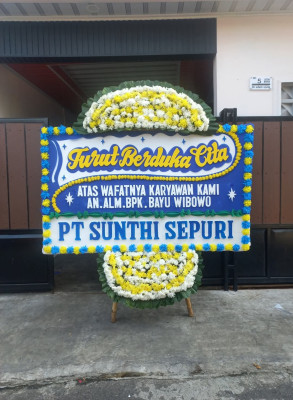 Papan Bunga Duka di Susunan Baru
