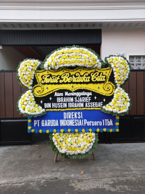 Papan Bunga Duka di Susunan Baru
